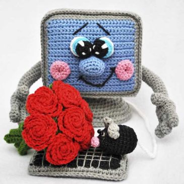 Crochet Pattern Computer + BONUS Bouquet of roses