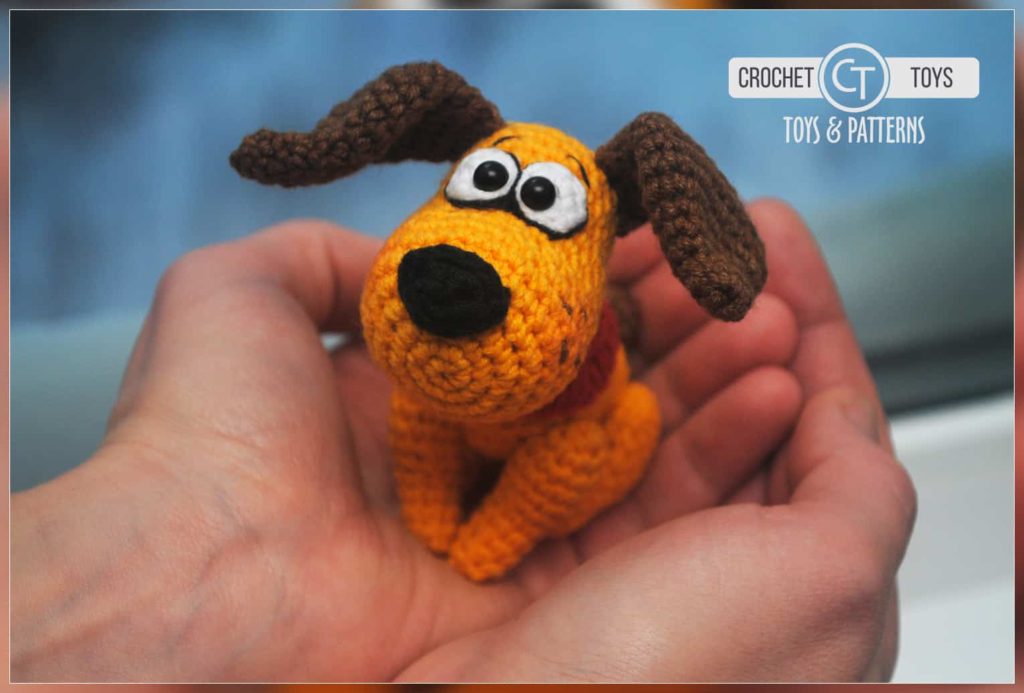 Crochet dog