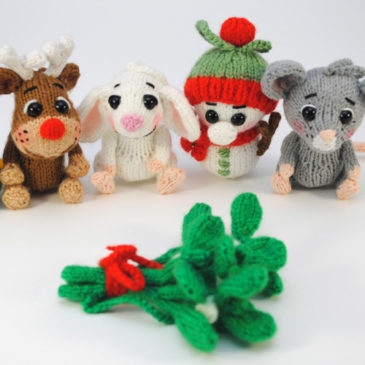 Set of Knitted Christmas Tree toys
