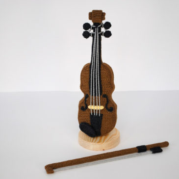 Amigurumi Сrochet Violin – musical instrument