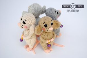 Amigurumi Knitted Mouse