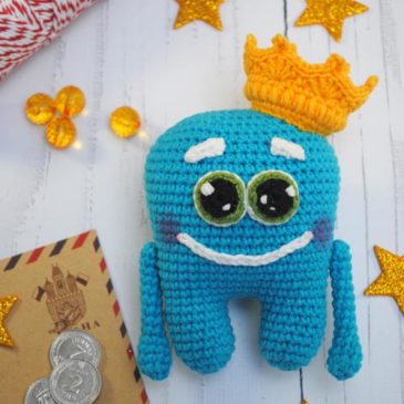 Crochet pattern Tooth with the pocket